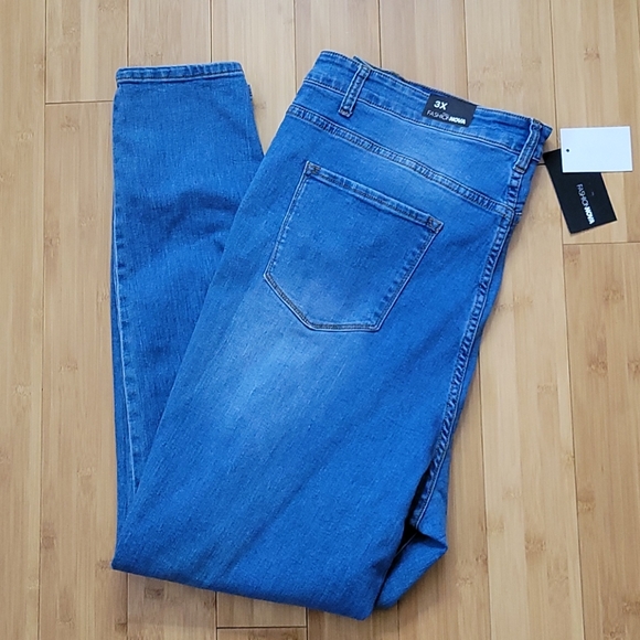 Fashion Nova Say Yes To Distress Skinny Jeans Size 20 NWT - Picture 3 of 7